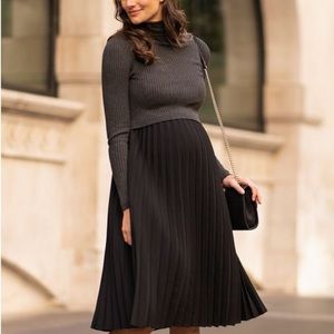Maternity pleated maternity and nursing dress by Seraphine. Like new. Size 6